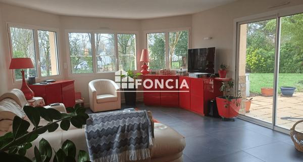 À vendre Maison 7 pièces 195 m² - Chartres-de-bretagne 35131
