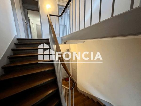 Location Studio 14.29 m² - 6 RUE SAINTE ADELAIDE Versailles 78000