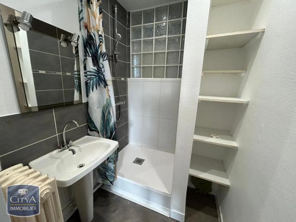 Appartement à louer 2 pièces 51.54m²