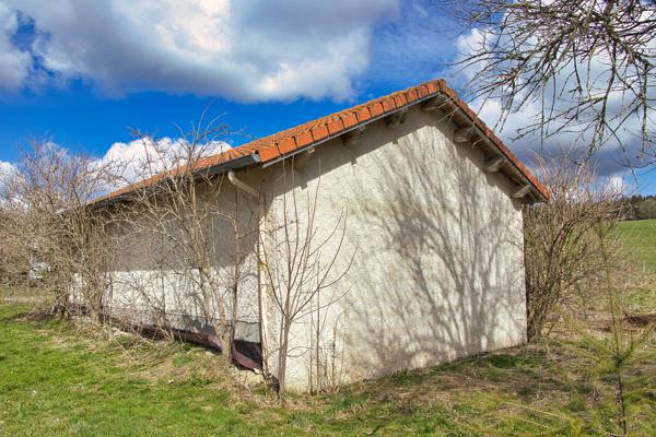 Montregard (43290) Maison de plain-pied 155 m² + dépendance 80m² + 7000m² de terrain