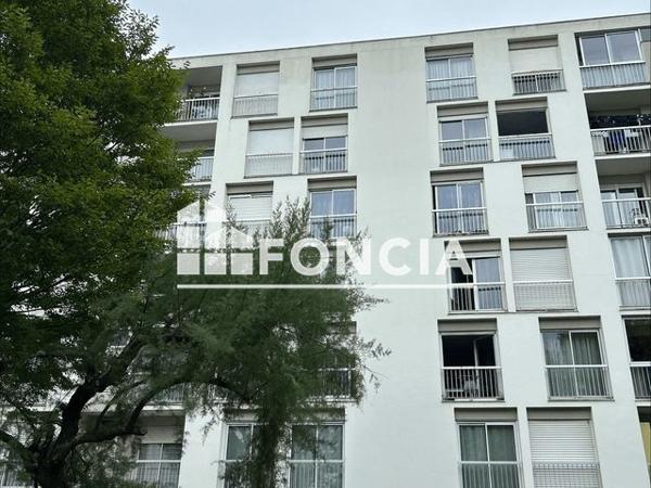 À vendre Studio 41 m² - Bayonne 64100