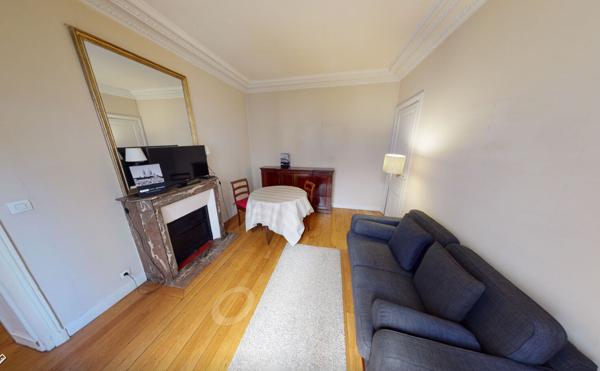 Appartement meublé 2 pièces 44,79m 75018 PARIS Métro Lamarck