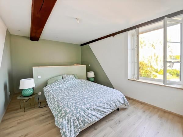 Fermette à vendre 5 pièces + dépendances proche de CHAROLLES (71) - 3200 m²