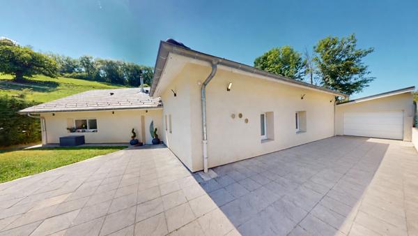 Saint-Martin-d'Uriage, maison récente dans un environnement privilégié