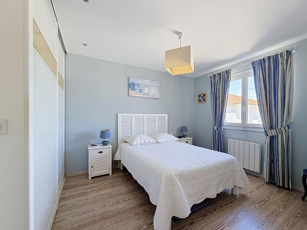 Belle maison de caractères de 134m2 avec piscine, sous sol, atelier sur un terrain de 2085m2
