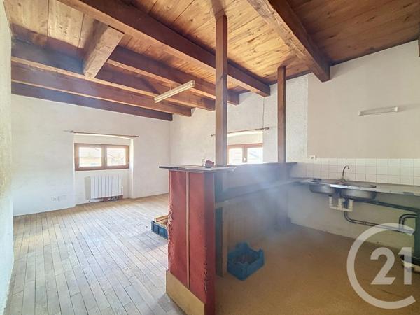 Maison à vendre  8 pièces - 330,02 m 2   ST JULIEN CHAPTEUIL  - 43