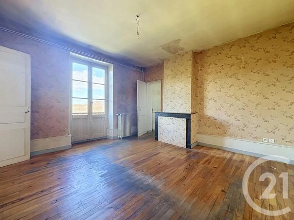 Maison à vendre  8 pièces - 330,02 m 2   ST JULIEN CHAPTEUIL  - 43