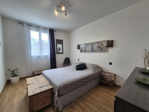 Ordan-Larroque (32350) Maison T6 de plain-pied de 138m2 avec dépendance, piscine et jardin