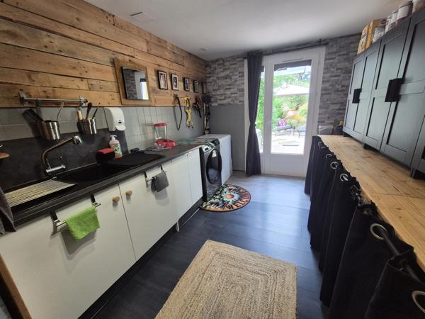 Ordan-Larroque (32350) Maison T6 de plain-pied de 138m2 avec dépendance, piscine et jardin