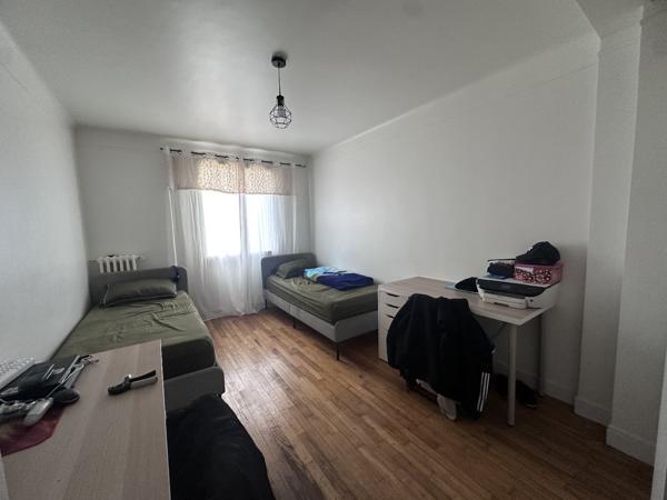 Appartement à VILLETANEUSE (93430)