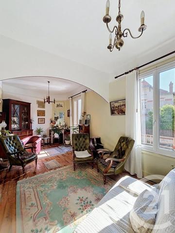 Maison à vendre  6 pièces - 122,97 m 2   CLERMONT FERRAND  - 63