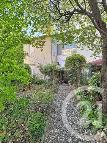 Maison à vendre  6 pièces - 122,97 m 2   CLERMONT FERRAND  - 63