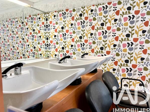 Esthétique, Coiffure​ à vendre 50 m² Saint-Léonard-de-Noblat
