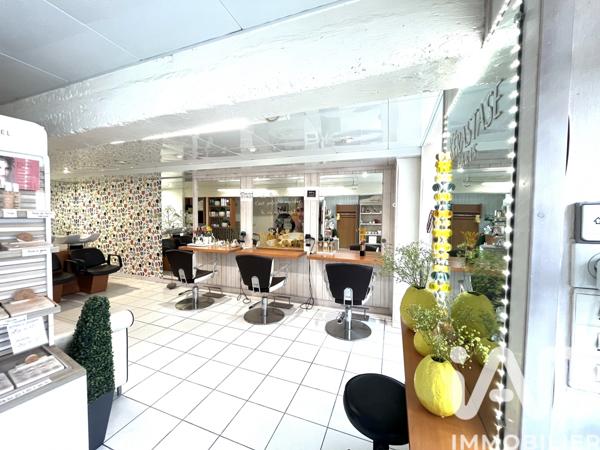 Esthétique, Coiffure​ à vendre 50 m² Saint-Léonard-de-Noblat