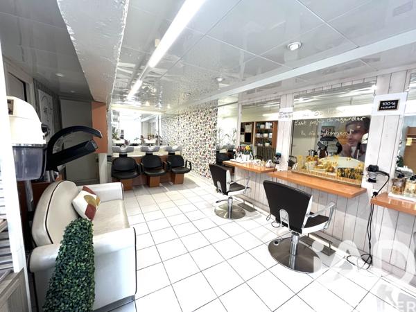 Esthétique, Coiffure​ à vendre 50 m² Saint-Léonard-de-Noblat