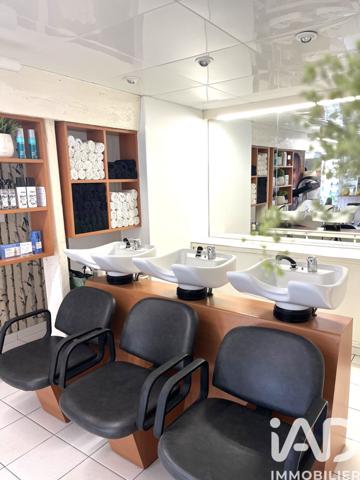 Esthétique, Coiffure​ à vendre 50 m² Saint-Léonard-de-Noblat