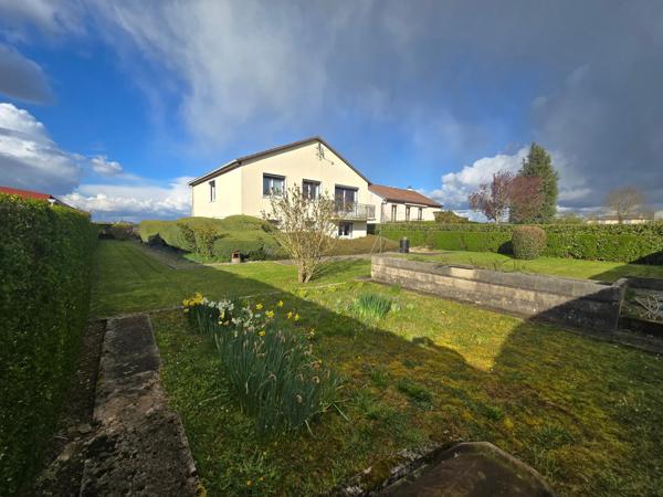 Maison sur sous sol 3 ch