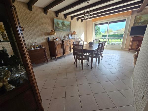 Maison sur sous sol 3 ch