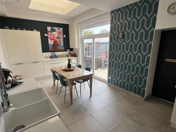 Maison de ville à vendre à Dunkerque dans le Nord (59240), ref : V12334   
Rosendael