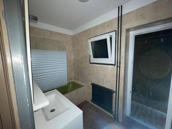 Appartement 5 pièces                                        - 69100 Villeurbanne Réf : 5542