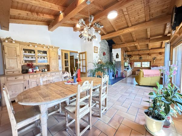 Megève (74120) CHALET TRADITIONNEL - AU VILLARD