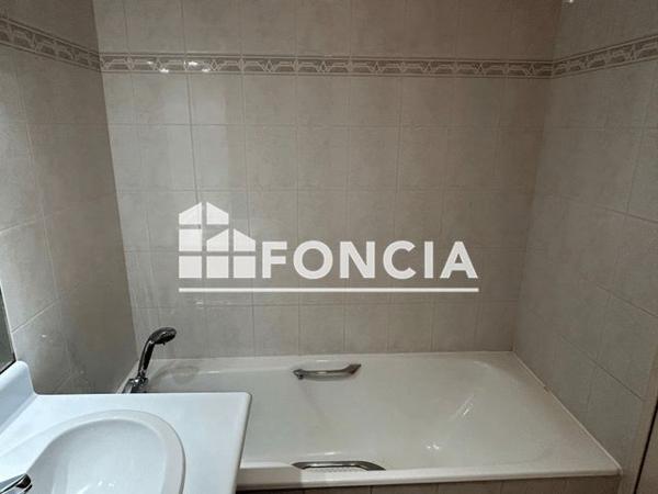 Location Studio 25 m² - 1 RUE JEAN JAURES Fontenay Aux Roses 92260