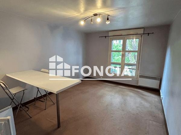 Location Studio 25 m² - 1 RUE JEAN JAURES Fontenay Aux Roses 92260