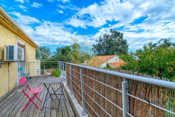 Maison Bastia 4 pièces 108 m2 + studio 18 m2 Bastia Sud - jardin arboré 264 m2