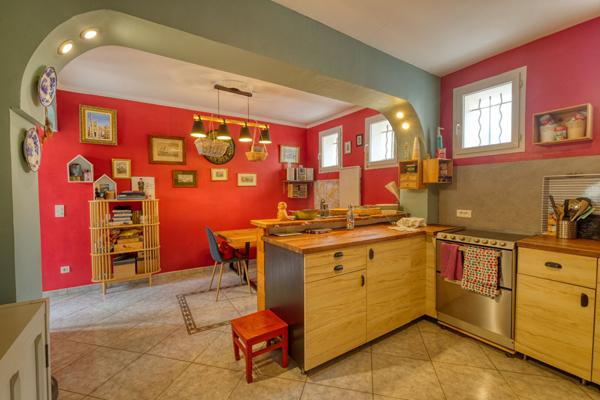 Maison Bastia 4 pièces 108 m2 + studio 18 m2 Bastia Sud - jardin arboré 264 m2