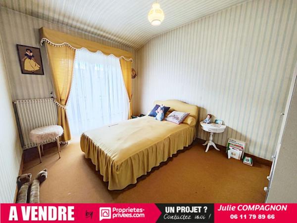 MAISON 5 CHAMBRES - TERRAIN- GARAGES ET DEPENDANCES