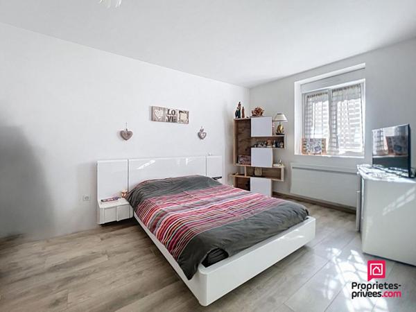 Secteur Mamers, corps de ferme rénové 7 pièces - 185 m2