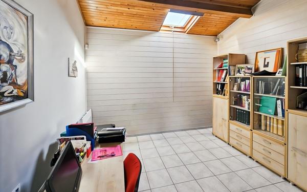 Maison à vendre    4 pièces •  Alès