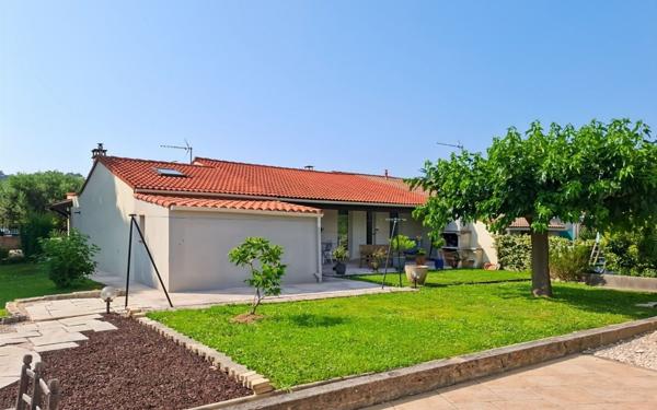 Maison à vendre    4 pièces •  Alès