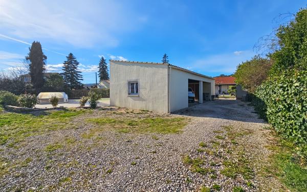 Maison à vendre    4 pièces •  Alès