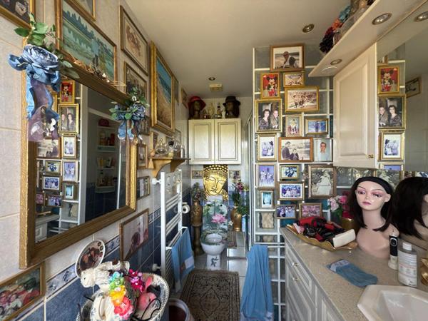 Villa avec piscine et garage à Faugères