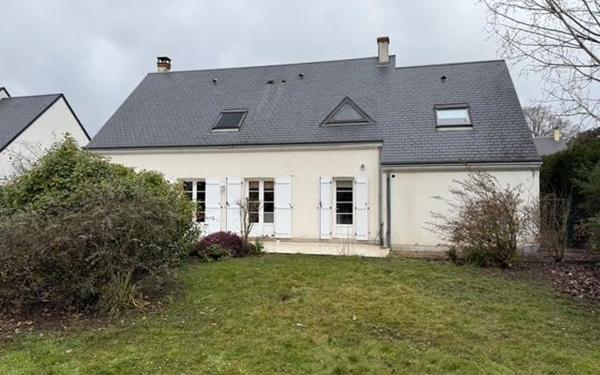 Maison à vendre    6 pièces •  Saint-Jean-le-Blanc