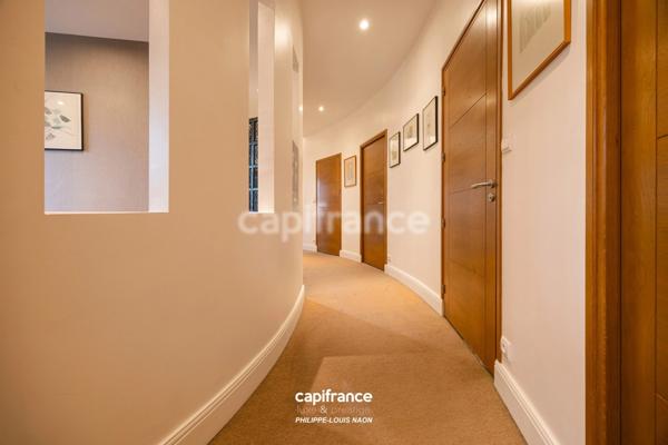 A SEULEMENT 55 MINUTES EN TGV DE PARIS et en exclusivité chez Capifrance "Luxe & Prestige".