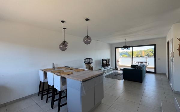 Maison à vendre    4 pièces •  Istres