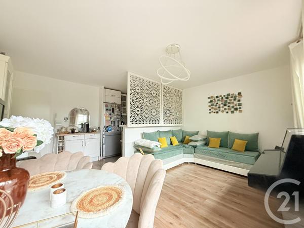 Appartement F3 à vendre  3 pièces - 71,65 m2 ST OUEN - 93