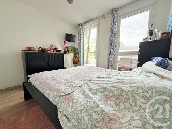 Appartement F3 à vendre  3 pièces - 71,65 m2 ST OUEN - 93