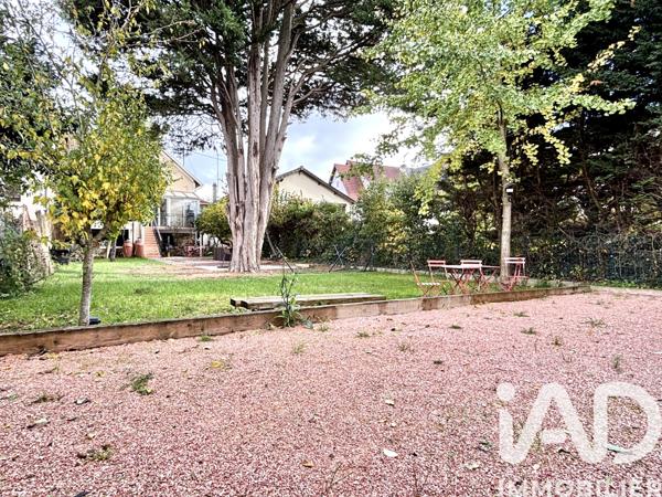 Maison à vendre 8 pièces 202 m² Villemomble