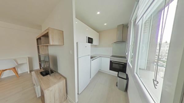 Appartement à louer    1 pièce • 27,45 m2 Valence