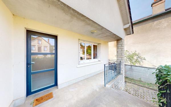 Maison à vendre    5 pièces • 172 m2 Saint-Satur