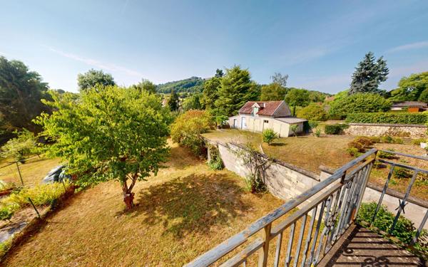 Maison à vendre    5 pièces • 172 m2 Saint-Satur