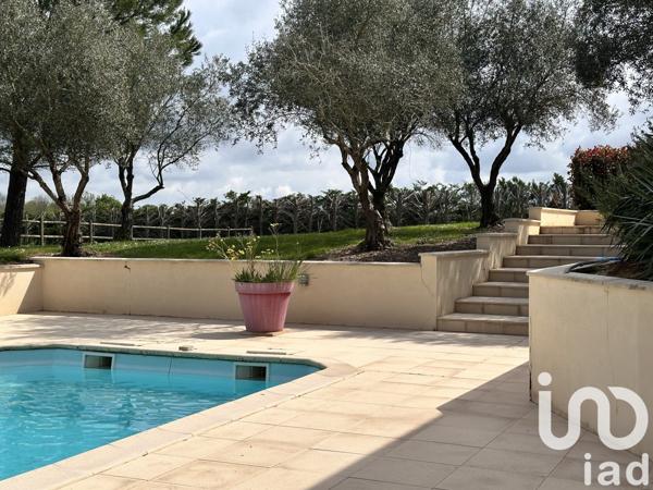 Maison à vendre 13 pièces 470 m² Arçais