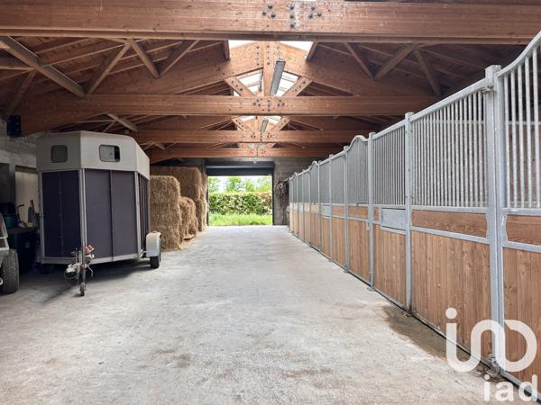 Maison à vendre 13 pièces 470 m² Arçais