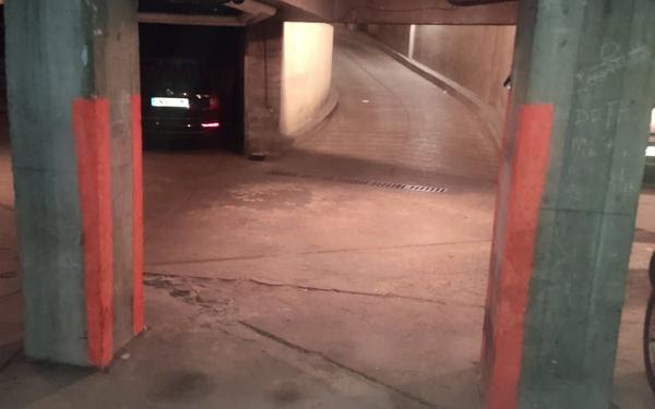 Stationnement à vendre    8,60 m2 Paris 13