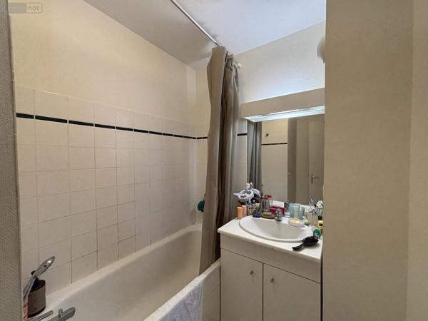 Appartement à vendre à Tours dans l'Indre-et-Loire (37000), ref : VA1973-86001