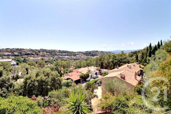 Maison à vendre  3 pièces - 54,24 m 2   ST RAPHAEL  - 83