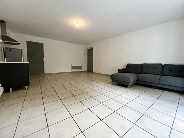 Appartement à vendre 112 224 € Gignac 2 p 63 m² DPE D